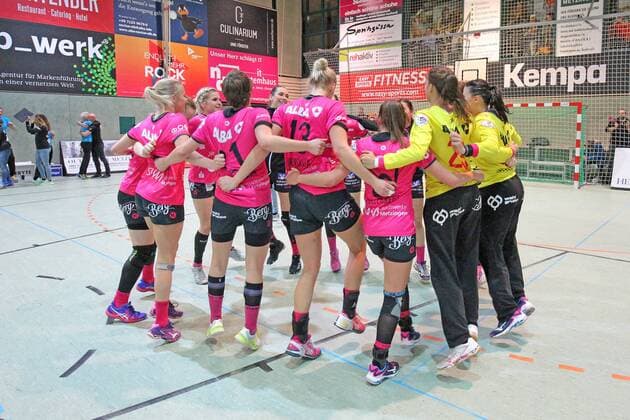 Cheers at the Tussies TusSies Metzingen Handball league game 08 11 2017 Photo TBaur Eibner Metzingen Copyright: xBaurT Eibner-Pressefotox EP_ToBa
