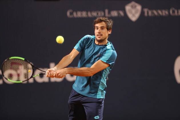 Argentinian tennis player Guido Pella in action during his friendly match in which he made team with his compatriot, actor Martin Bossi, against Uruguayan tennis player Pablo Cuevas and Uruguayan soccer player Diego Forlan, in the framework of the Uruguay Open in Montevideo, Uruguay, 08 November 2017. Tennis friendly match: Uruguay - Argentina !ACHTUNG: NUR REDAKTIONELLE NUTZUNG!  Copyright: xRaulxMartinezx MON201 20171109-636457949320759473