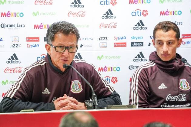 Mexico s coach Juan Carlos Osorio and Mexico s Andres Guardado pictured during a press conference PK Pressekonferenz of Mexican national soccer team El Tri, Thursday 09 November 2017, in Brussels. The team will be playing a friendly game against Balgium on 10th November. BRUNOxFAHY  x05197271x