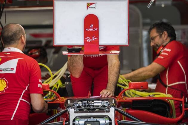 November 9, 2017 - Sao Paulo, Sao Paulo, Brazil - Nov, 2017 - Sao Paulo, Sao Paulo, Brazil - This Thursday (9) the Formula 1 teams make the final preparations for the Brazilian Formula 1 Grand Prix that takes place next Sunday. Preparations for the Formula 1 GP Brazil - ZUMAc168 20171109_zap_c168_006 Copyright: xMarceloxChellox
