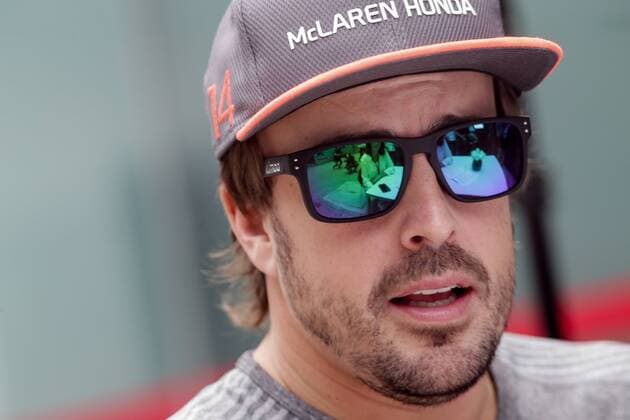 November 9, 2017 - Sao Paulo, Brazil - Fernando Alonso, a McLaren driver in the pit of the Interlagos Autodrome in southern Sao Paulo on Thursday, 09, during preparations for the Brazilian Grand Prix of Formula 1, which takes place on Sunday, 12 Brazil F1 GP preparations - ZUMAo70_ 80792619st Copyright: xDarioxOliveirax