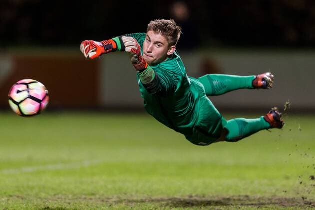 ZEIST - 09-11-2017 , voetbal , oefenwedstrijd , Campus Zeist , seizoen 2017 2018 , Nederland O19 - Italie O19 , Nederland keeper Mike van de Meulenhof Nederland O19 - Italie O19  x1803833x