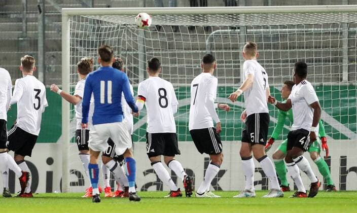 Germany Italy Soccer U20 International Match Chemnitz 09 11 2017 community4you Arena Soccer U20 International Germany vs Italy Goal for Italy scored 0 goal and scorer Simone Edera mi U20 Italy