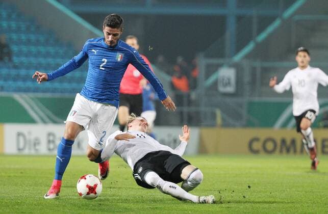 GER Internationals U20 Germany Italy 09 11 17 Chemnitz community4you Arena Stadium at the Gellertstrasse GER season 2017 2018 U20 Germany vs Italy at picture Robin Hack Germany against Paolo Ghiglione Italy