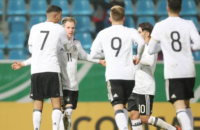 Germany Italy Soccer U20 International Match Chemnitz 09 11 2017 community4you Arena Soccer U20 International Deutschland vs Italien Goal for Germany Torjubel after goal for 2 1 with goalscorer Robin Hack 2 v l U20 GER Hoffenheim