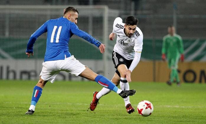 GER Internationals U20 Germany Italy 09 11 17 Chemnitz community4you Arena Stadium at Gellertstrasse GER Season 2017 2018 U20 Germany vs Italy at picture Suat Serdar Germany against Simone Edera Italy