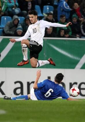 GER Internationals U20 Germany Italy 09 11 17 Chemnitz community4you Arena Stadium at Gellertstrasse GER Season 2017 2018 U20 Germany vs Italy at picture Görkem Saglam Germany against Riccardo Marchizza Italy