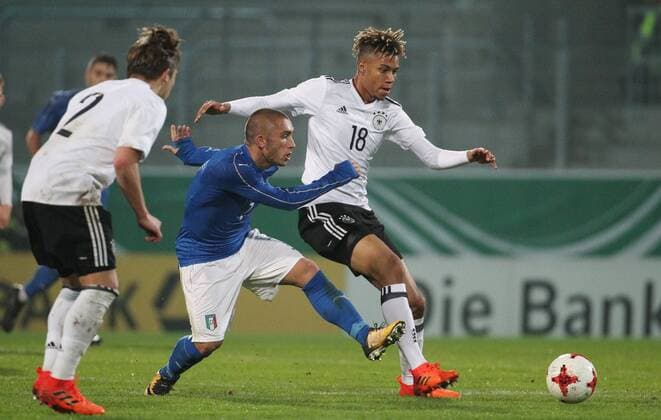 GER Internationals U20 Germany Italy 09 11 17 Chemnitz community4you Arena Stadium at Gellertstrasse GER Season 2017 2018 U20 Germany vs Italy at picture Sidney Peace Germany against Nicola Dalmonte Italy