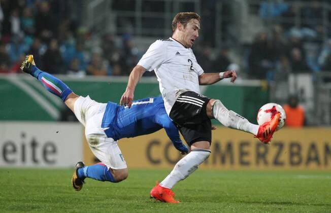 GER Internationals U20 Germany Italy 09 11 17 Chemnitz community4you Arena Stadium at Gellertstrasse GER Season 2017 2018 U20 Germany vs Italy at picture Felix Passlack Germany against Nicola Dalmonte Italy