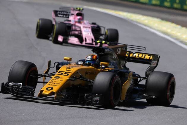 10.11.2017 - Free Practice 1, Carlos Sainz Jr (ESP) Renault F1 Team RS17 Brazilian Grand Prix, Sao Paulo, Interlagos 9 - 12 November 2017 10.11.2017 - Free Practice 1, Carlos Sainz Jr (ESP) Renault Sport F1 Team RS17 
