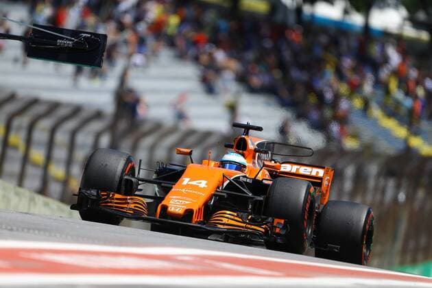 10.11.2017 - Free Practice 1, Fernando Alonso (ESP) McLaren MCL32 Brazilian Grand Prix, Sao Paulo, Interlagos 9 - 12 November 2017 10.11.2017 - Free Practice 1, Fernando Alonso (ESP) McLaren MCL32 
