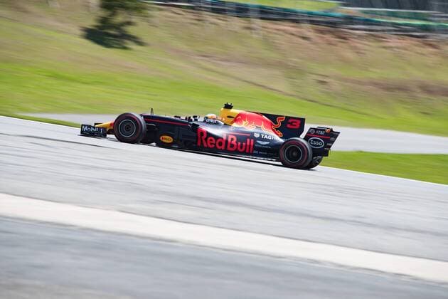 November 10, 2017 - Sao Paulo, Sao Paulo, Brazil - 3 DANIEL RICCIARDO (AUS) of Red Bull Racing, drives during the free training day for the Formula One Grand Prix of Brazil at Interlagos circuit, in Sao Paulo, Brazil. The grand prix will be celebrated next Sunday, November 12. Formula One Grand Prix of Brazil 2017 free practice - ZUMAl146 20171110_zaf_l146_048 Copyright: xPauloxLopesx