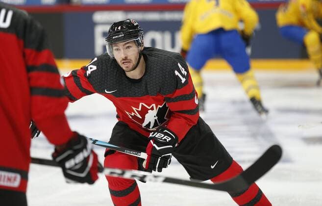 Eishockey, Karjala Cup, Kanada - Schweden Brandon Kozun 14, Canada during their Ice hockey Eishockey Karjala tournament Canada - Sweden match in Hartwall Arena 10. November 2017 in Helsinki, Finland.  Copyright: xTomixHänninenx NP24_np24SPO1036171018