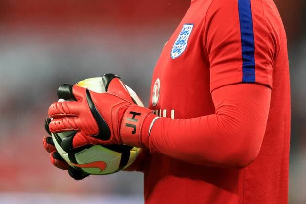 10th November 2017, Wembley Stadium, London, England; International football friendly, England versus Germany; Goalkeeper Joe Hart of England gloves  ActionPlus11949187