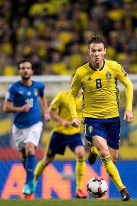 Fußball, WM Playoffs, Schweden - Italien 171110 Sveriges Albin Ekdal under fotbollsmatchen i VM-kvalets play-off mellan Sverige och Italien den 10 november 2017 i Stockholm.  Copyright: JOELxMARKLUND BB171110JM042