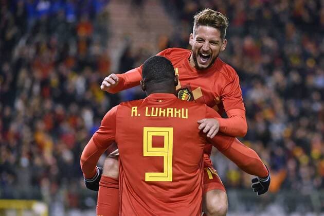 Fußball, Belgien - Mexiko Belgium s Romelu Lukaku (C) celebrates with Dries Mertens after scoring during a friendly soccer game between Belgian national team Nationalteam Red Devils and Mexico, Friday 10 November 2017, in Brugge. DIRKxWAEM  x05198070x