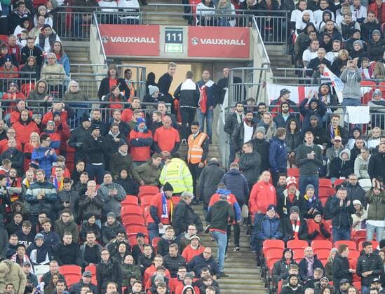 Football Mens Season 2017 2018 Test match in London England Germany Spectators leave prematurely the stadium 10 11 2017 Copyright: xMichaelxHundtx xMatthiasxKochx