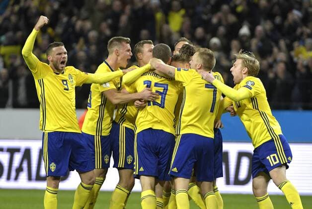 Fußball, WM Playoffs, Schweden - Italien Sweden Stockholm 2017-11-10 SWEDEN vs ITALY World Cup - Playoffs 2017 Jakob Johansson SWE 1-0 PHOTO BOBBO LAUHAGE KOD 0300003 COPYRIGHT KAMERAPRESS.SE KP0300003 