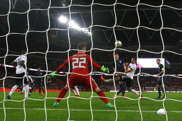 England v Germany International Friendly L?nderspiel Marc-Andre ter Stegen of Germany and the rest of the players can only watch as a shot by Jesse Lingard of England goes flying over the crossbar in the dying seconds of the International Friendly match at Wembley Stadium, London Content Not Available For UK Newspapers Copyright: xPaulxChestertonx FIL-10924-0032