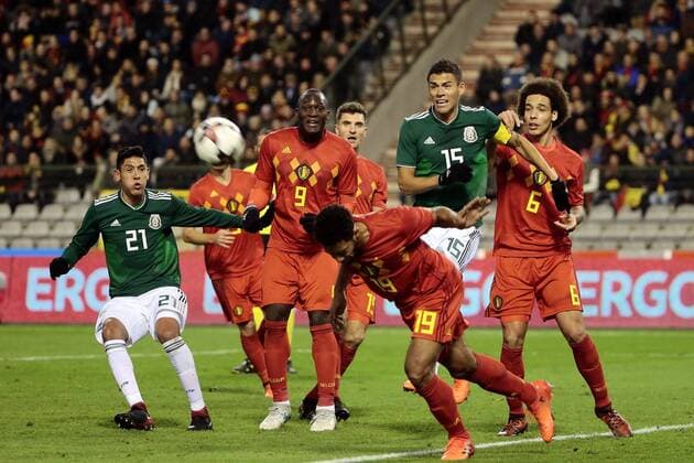 Romelu Lukaku forward of Belgium, Hector Moreno defender of Mexico and Axel Witsel midfielder of Belgium look at Moussa Dembele midfielder of Belgium FOOTBALL : Belgique vs Mexique - Amical - Bruxelles - 10 11 2017 PhotoNews Panoramic  775065357