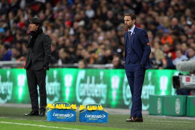 Bilder des Tages - SPORT England v Germany International Friendly L?nderspiel Germany Coach Joachim Low and England Manager Gareth Southgate during the International Friendly match at Wembley Stadium, London Content Not Available For UK Newspapers Copyright: xPaulxChestertonx FIL-10924-0089