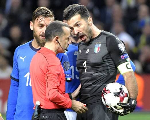 Bilder des Tages - SPORT Fußball, WM Playoffs, Schweden - Italien Sweden Stockholm 2017-11-10 SWEDEN vs ITALY World Cup - Playoffs 2017 Buffan(ITA) PHOTO BOBBO LAUHAGE KOD 0300003 COPYRIGHT KAMERAPRESS.SE KP0300003 