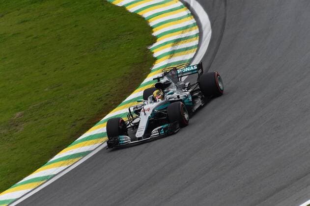 Lewis Hamilton GB 44 Mercedes AMG Petronas Motorsport Grand Prix of Brazil 2017 3rd free practice of Motorsport Formula 1 11 11 2017 Interlagos Copyright: xAndre Eibner-Pressefotox EP_JAE