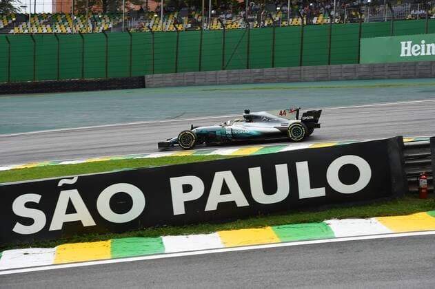 Lewis Hamilton GB 44 Mercedes AMG Petronas Motorsport Grand Prix of Brazil 2017 3rd free practice of Motorsport Formula 1 11 11 2017 Interlagos Copyright: xAndre Eibner-Pressefotox EP_JAE