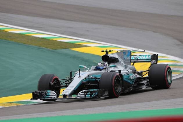11.11.2017 - Qualifying, Valtteri Bottas (FIN) Mercedes AMG F1 W08 Brazilian Grand Prix, Sao Paulo, Interlagos 9 - 12 November 2017 11.11.2017 - Qualifying, Valtteri Bottas (FIN) Mercedes AMG F1 W08 