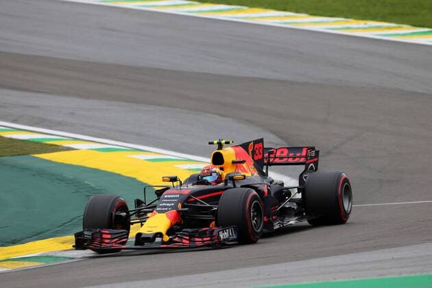 11.11.2017 - Qualifying, Max Verstappen (NED) Red Bull Racing RB13 Brazilian Grand Prix, Sao Paulo, Interlagos 9 - 12 November 2017 11.11.2017 - Qualifying, Max Verstappen (NED) Red Bull Racing RB13 