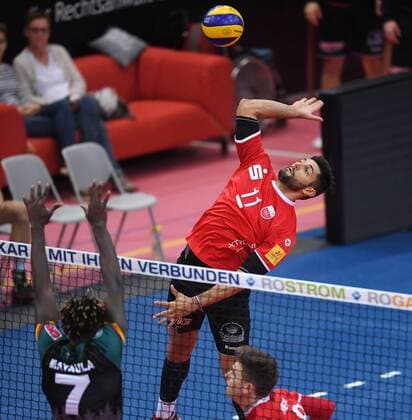 Volleyball 1 Bundesliga Season 2017 2018 TV Rottenburg Volley Bisons Buehl 11 11 2017 Idner Faustino Lima Martins Mitte TV Rottenburg Rottenburg
