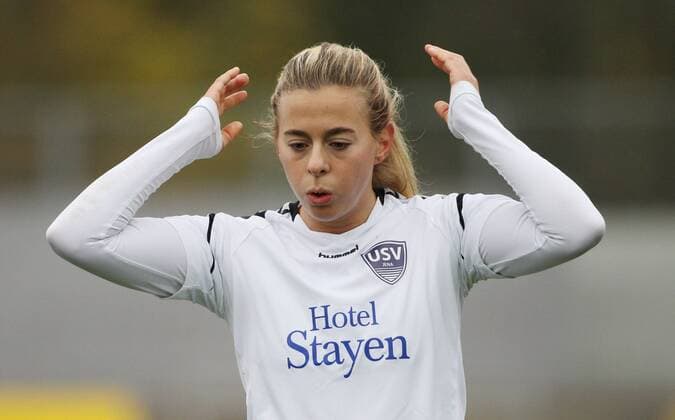 GER 1 Bundesliga Women FF USV Jena vs TSG Hoffenheim 12 11 17 Jena Ernst Abbe Sportfeld GER Allianz Women Bundesliga 1 Bundesliga Women Season 2017 2018 08 Matchday FF u200b u200bJV vs TSG Hoffenheim in the picture Amelia Pietrangelo Jena disappointed