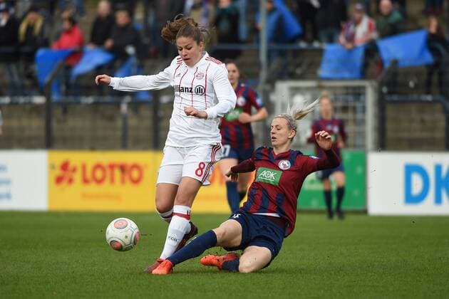 Soccer Women 1 Bundesliga Season 2017 18 8 Round 1 FFC Turbine Potsdam Bayern Munich Melanie Leupolz No 8 FC Bayern Munich Johanna Elsig No 4 1 FFC Turbine Potsdam 12 11 17 Copyright: xMichaelxHundtx xMatthiasxKochx