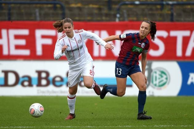 Soccer Women 1 Bundesliga Season 2017 18 8 Round 1 FFC Turbine Potsdam Bayern Munich Melanie Leupolz No 8 FC Bayern Munich Lia Wälti No 13 1 FFC Turbine Potsdam 12 11 17 Copyright: xMichaelxHundtx xMatthiasxKochx