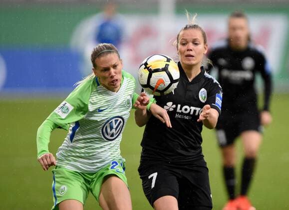 Lara Dickenmann Wolfsburg 21 Margarita Gidion 7 Frankfurt 171112 WOLFSBURG GERMANY Soccer Allianz Women Bundesliga 8 Gameday VfL Wolfsburg vs 1 FFC Frankfurt on 12 November 2017 in AOK Stadium in Wolfsburg Germany xPW001F2Px