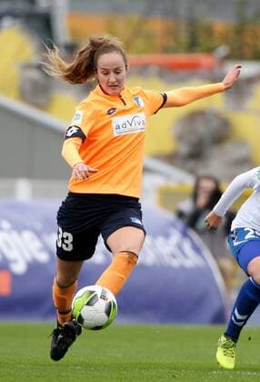 GER 1 Bundesliga Women FF USV Jena vs TSG Hoffenheim 12 11 17 Jena Ernst Abbe Sportfeld GER Allianz Women Bundesliga 1 Bundesliga Women Season 2017 2018 08 Matchday FF u200b u200bTSV Jena vs TSG Hoffenheim im Bild Fabienne Dongus Hoffenheim