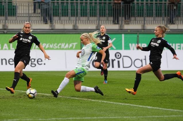 VfL vs Frankfurt Women Wolfsburg Germany 12 11 2017 FOOTBALL VfL Wolfsburg vs 1 FFC Frankfurt 1 Allianz Women Bundesliga Season 2017 18 Image shows Pernille Harder VfL Wolfsburg scores goal for Wolfsburg