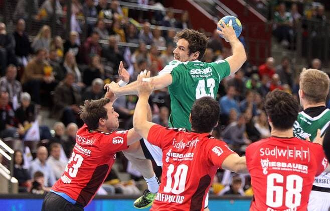 v li Jan Asmuth SG BBM Bietigheim Benedikt Brielmeier DJK Rimpar Wolves Panagiotis Erifopoulos SG BBM Bietigheim Max Emanuel SG BBM Bietigheim Jan Schaffer DJK Rimpar Wolves DKB 2 Handball Bundesliga SG BBM Bietigheim DJK Rimpar Wolves xfskrx