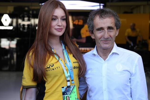 12.11.2017 - Marina Ruy Barbosa (BRA) Actress and Alain Prost (FRA) Renault F1 Team Special Advisor Brazilian Grand Prix, Sao Paulo, Interlagos 9 - 12 November 2017 12.11.2017 - Marina Ruy Barbosa (BRA) Actress and Alain Prost (FRA) Renault Sport F1 Team Special Advisor 