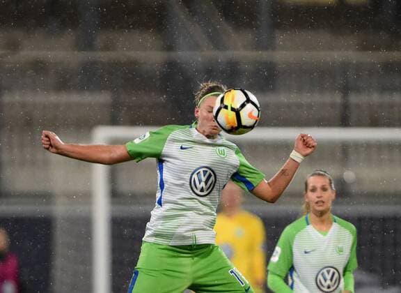 Alexandra Popp Wolfsburg 11 171112 WOLFSBURG GERMANY Soccer Allianz Women Bundesliga 8 Gameday VfL Wolfsburg vs 1 FFC Frankfurt on 12 November 2017 in AOK Stadium in Wolfsburg Germany xPW001F2Px
