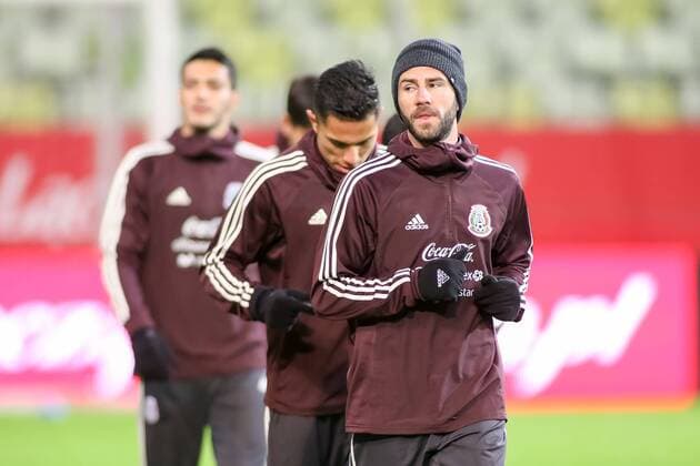 Fußball, Training und PK Nationalteam Mexiko Gdansk, 12.11.2017 Pilka nozna. Reprezentacja Meksyku. Trening,Gdansk,Polska., Football. national team Nationalteam of Mexico. Trening., Gdansk , Poland., NZ: Miguel Layun Fot. Tomasz Zasinski 058sport.pl NEWSPIX.PL --- Newspix.pl  20171112_IMG_0035_003_ZAS