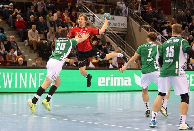 Lukas Siegler DJK Rimpar Wolves Felix König SG BBM Bietigheim Stefan Schmitt DJK Rimpar Wolves Jan Schäffer DJK Rimpar Wolves DKB 2 Handball Bundesliga SG BBM Bietigheim DJK Rimpar Wolves xfskrx