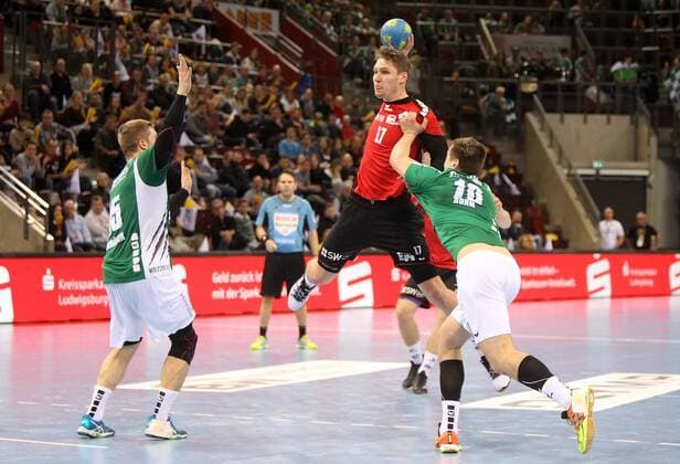 Jan Schäffer DJK Rimpar Wolves Gerdas Babarskas SG BBM Bietigheim Lukas Siegler DJK Rimpar Wolves DKB 2 Handball Bundesliga SG BBM Bietigheim DJK Rimpar Wolves xfskrx