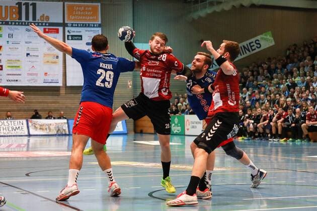 Lübeck 12 November 2017 Sport Handball Season 2017 2018 2 Bundesliga VfL Lübeck Schwartau Wilhelmshavener HV Litter by Claasen Tim Nr 28 VfL Luebeck Schwartau