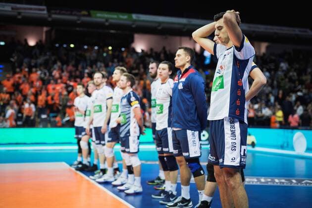 Berlin Germany 12 11 2017 Ryan Sclater Lüneburg 15 at the game of Volleyball Bundesliga season 2017 2018 between Berlin Recycling Volleys SVG Lüneburg