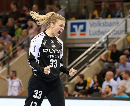Ludwigsburg Handball EHF Champions League SG BBM Bietigheim vs MNE Buducnost Tess Wester BBM cheers