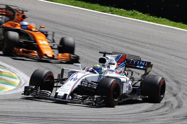 12.11.2017 - Race, Felipe Massa (BRA) Williams FW40 and Fernando Alonso (ESP) McLaren MCL32 Brazilian Grand Prix, Sao Paulo, Interlagos 9 - 12 November 2017 12.11.2017 - Race, Felipe Massa (BRA) Williams FW40 and Fernando Alonso (ESP) McLaren MCL32 