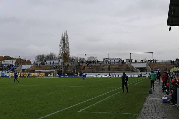 12 11 2017 xavx Football Regional League Southwest FSV Frankfurt Stuttgarter Kickers emspor v l empty grandstands Frankfurt am Main