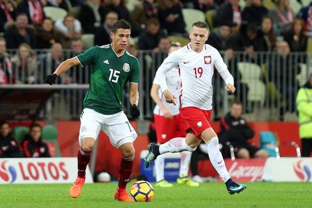 Fußball, Polen - Mexiko GDANSK 13.11.2017 PILKA NOZNA FOOTBALL MIEDZYNARODOWY MECZ TOWARZYSKI - International Friendly Länderspiel MATCH POLSKA - MEKSYK POLAND - MEXICO NZ. HECTOR MORENO (MEX) PIOTR ZIELINSKI (POL) FOT. MICHAL CHWIEDUK FOKUSMEDIA.COM.PL NEWSPIX.PL --- Newspix.pl FRANCE OUT!  171113CHW017