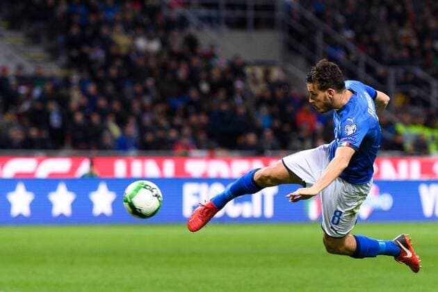 Bilder des Tages - SPORT Fußball, WM Playoffs, Italien - Schweden 171113 Italiens Alessandro Florenzi skjuter mot mal under fotbollsmatchen i VM-kvalets play-off mellan Italien och Sverige den 13 november 2017 i Milano.  Copyright: JOELxMARKLUND BB171113JM035
